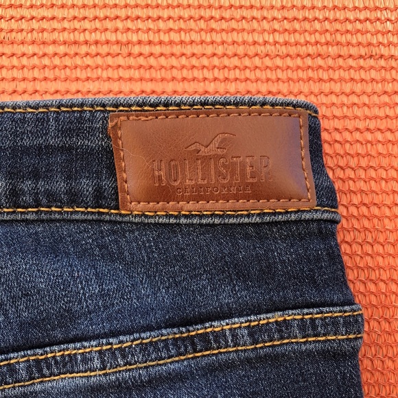 Hollister High-Rise Slim Straight Distressed Jeans Size 3R - Picture 3 of 4